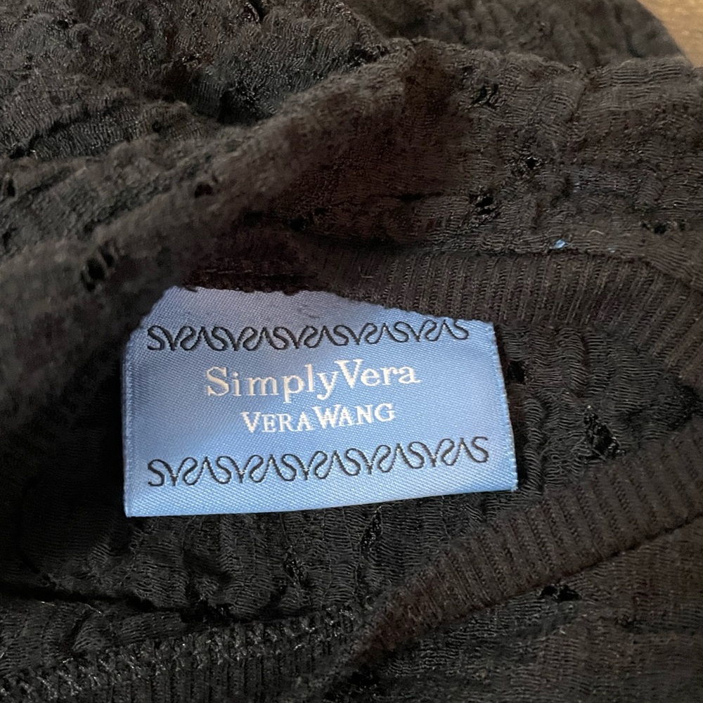 Vera Wang Lace Top Size XL‎ Black - Picture 6 of 9